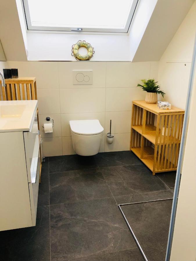 Terralpin Apartments - Charmante Dg Wohnung Mit Balkon Bruckmühl エクステリア 写真